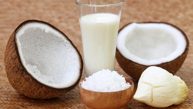The Uses & Benefits of Coconut Oil