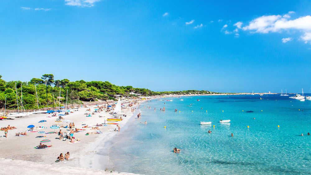 Destination Guide: Ibiza