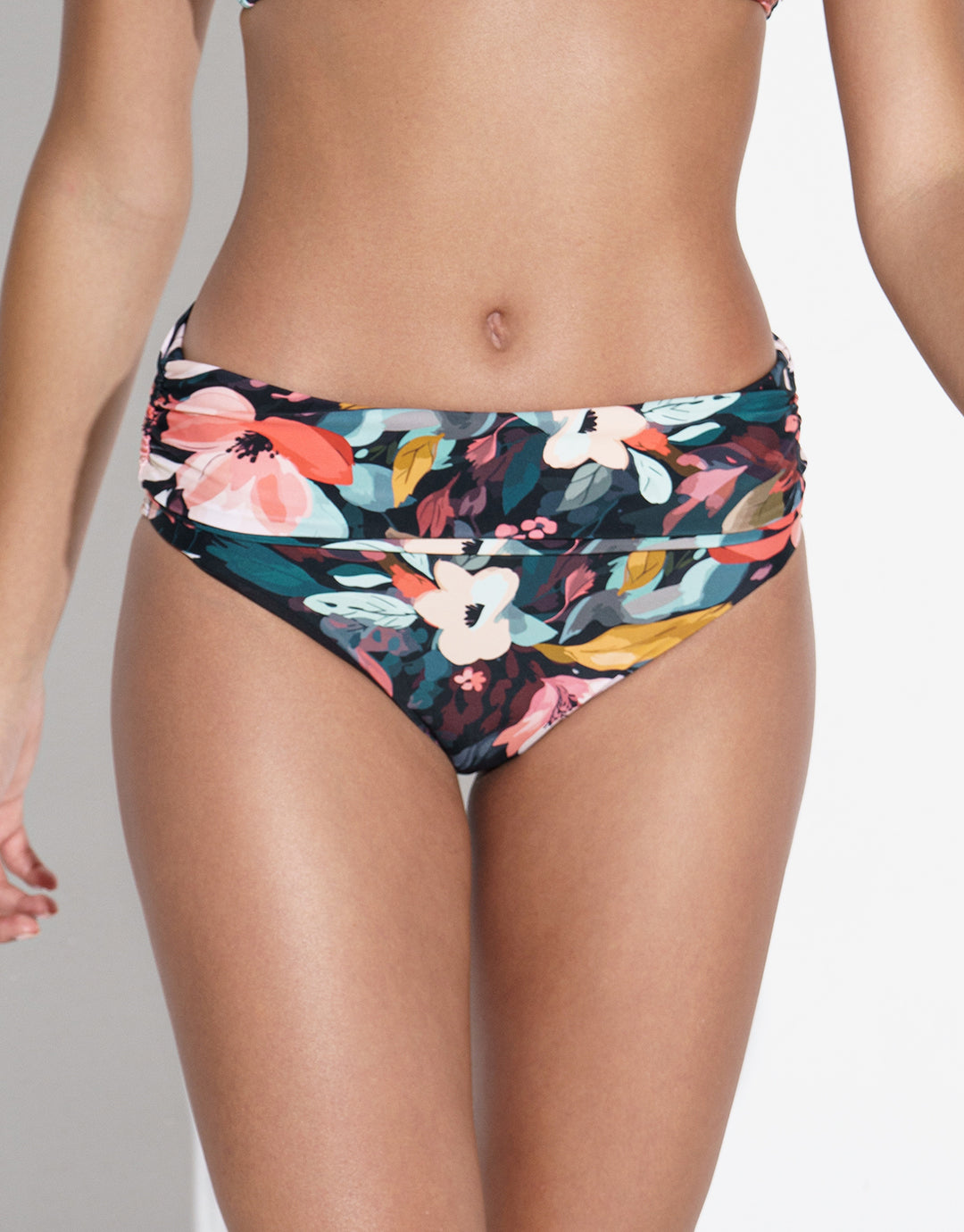Magnolia Chara Bikini Pant - Floral - Simply Beach UK