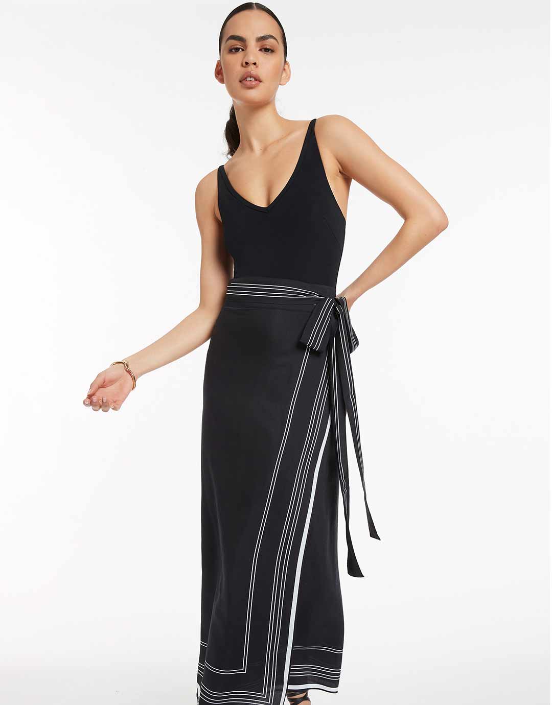 Jetset Tie Sarong - Black - Simply Beach UK