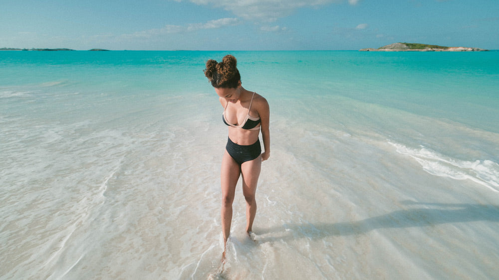How To Take Killer Instagram Swimsuit Photos