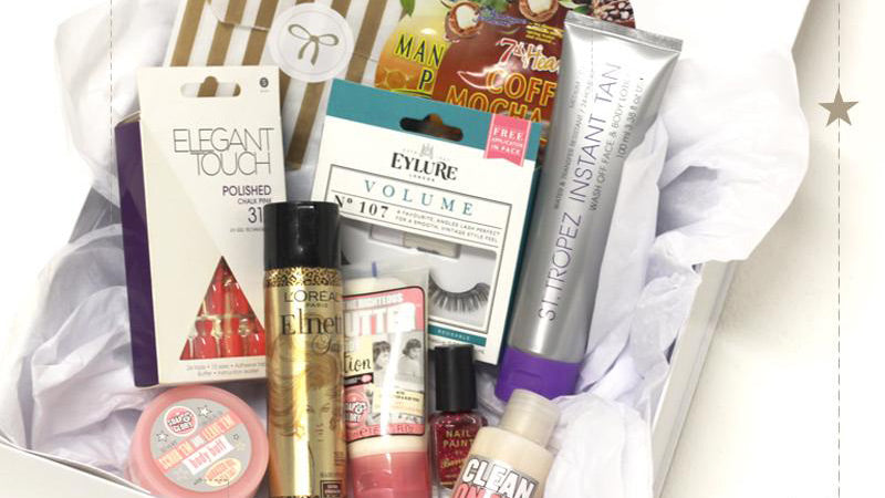 #SimplyBeachAdvent - Festive Beauty Box Giveaway