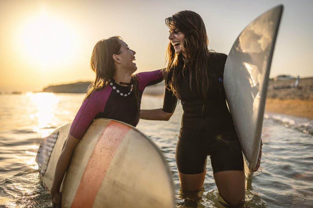 do you wear swimsuit under wetsuit 