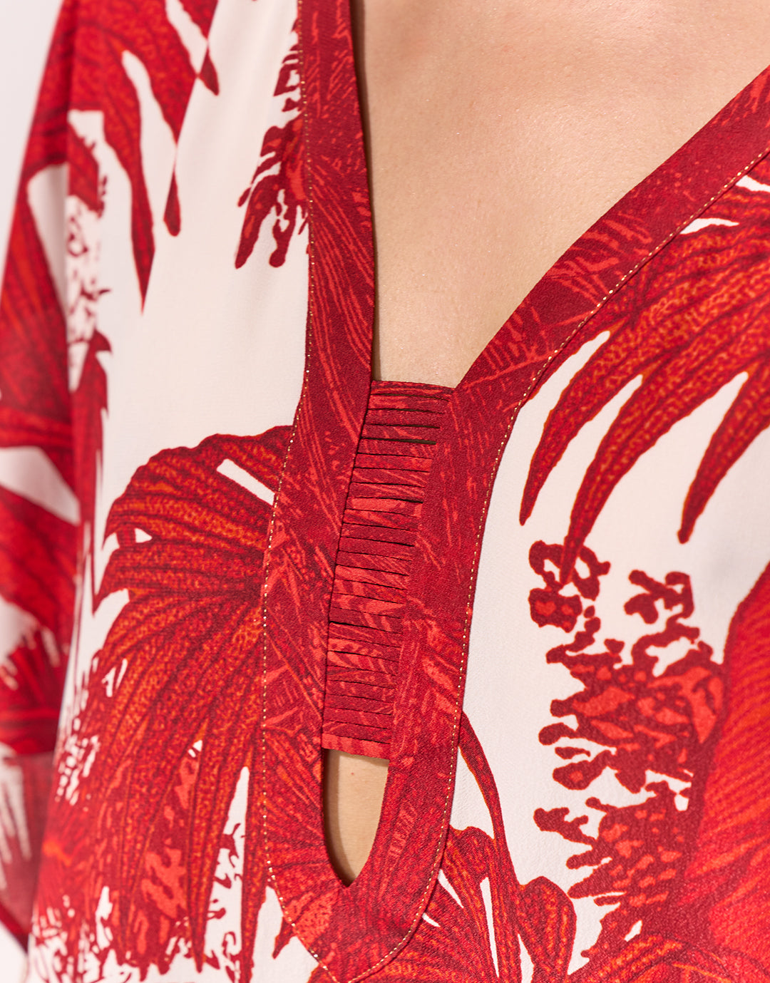 Palmaria Caftan - Creme Rouge - Simply Beach UK